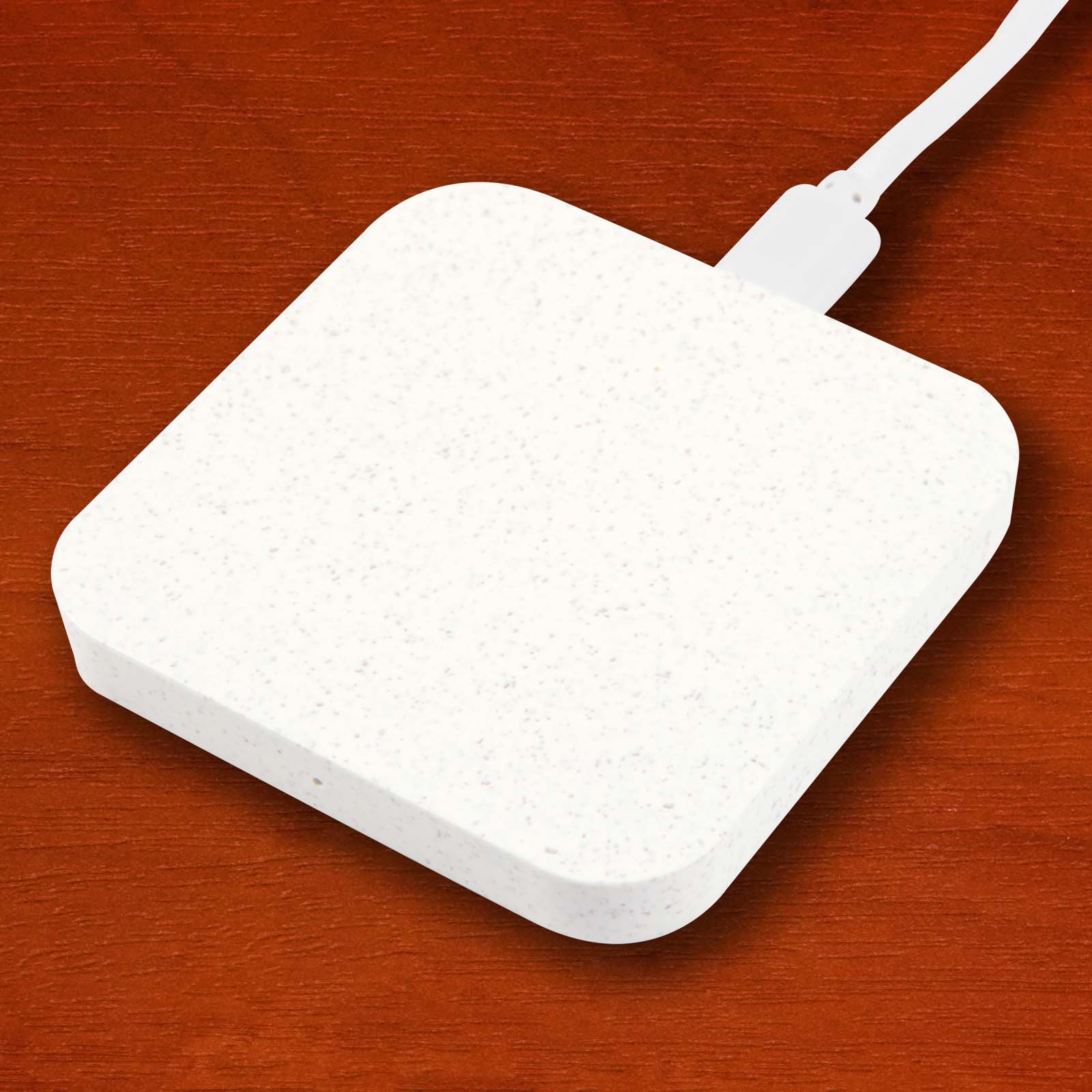 Arc Eco Square Wireless Charger - 61600_106384.jpg